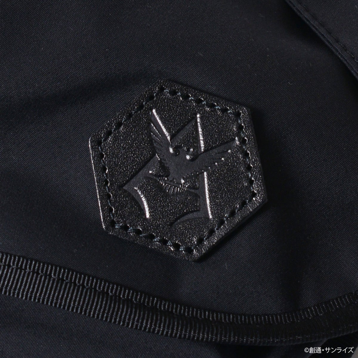 STRICT-G MSPC 機動戰士鋼彈斜背包 夏亞·阿茲納布 - 細節