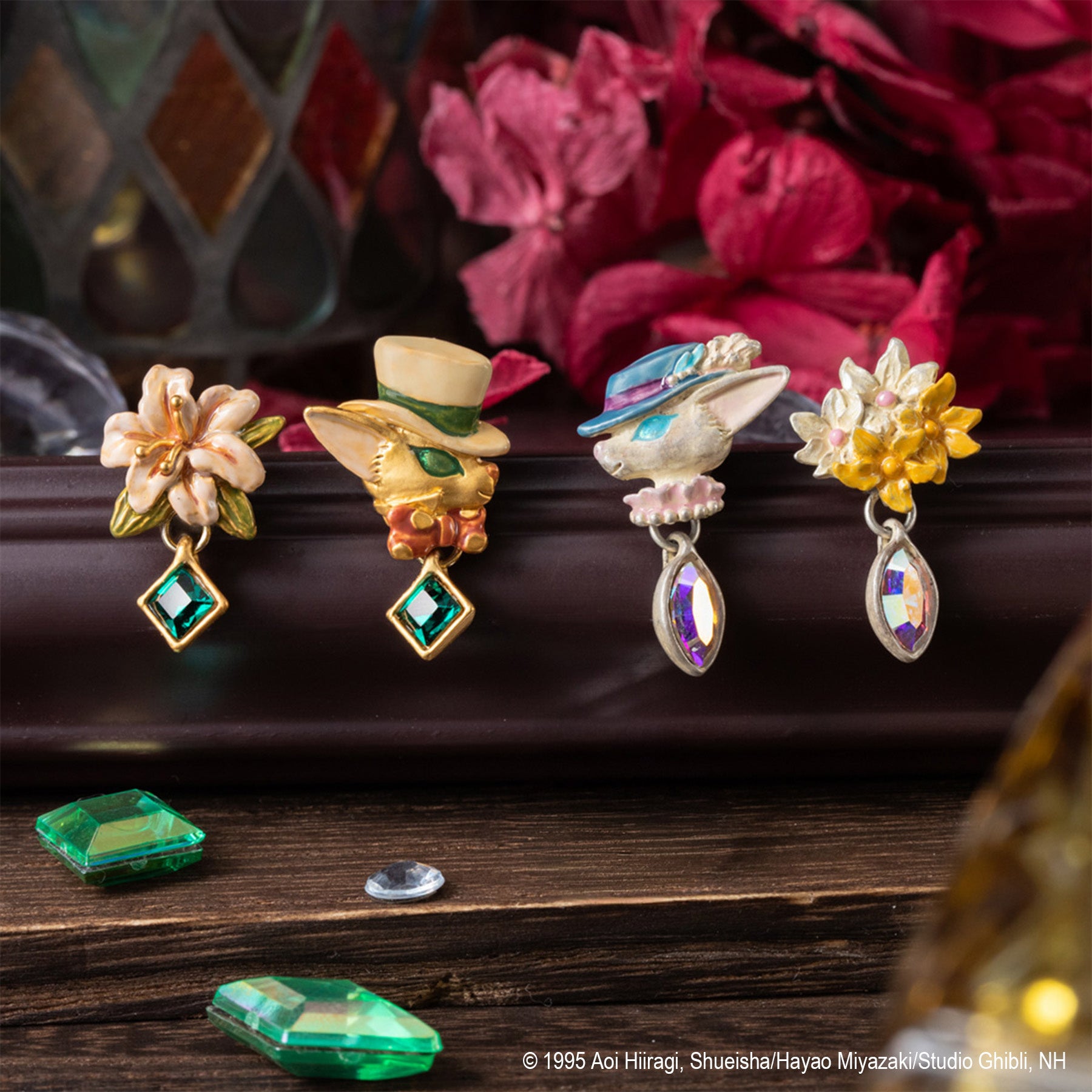 Donguri Closet Releases Two Palnart Poc Collaboration Earrings