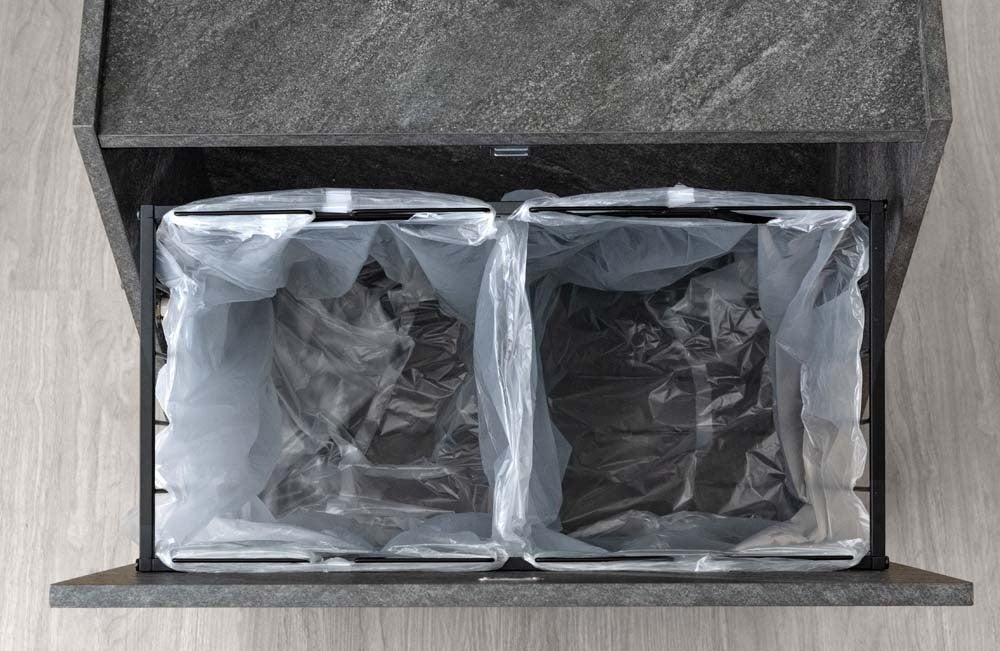 Image of 2-compartment bag setup