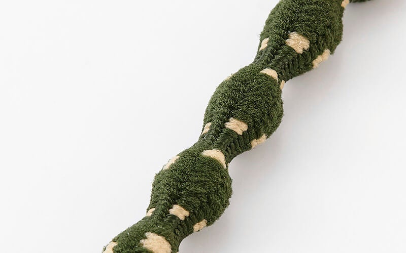 柔软的缓冲形状和弹性材料可温和地分散手腕和肩膀的负担