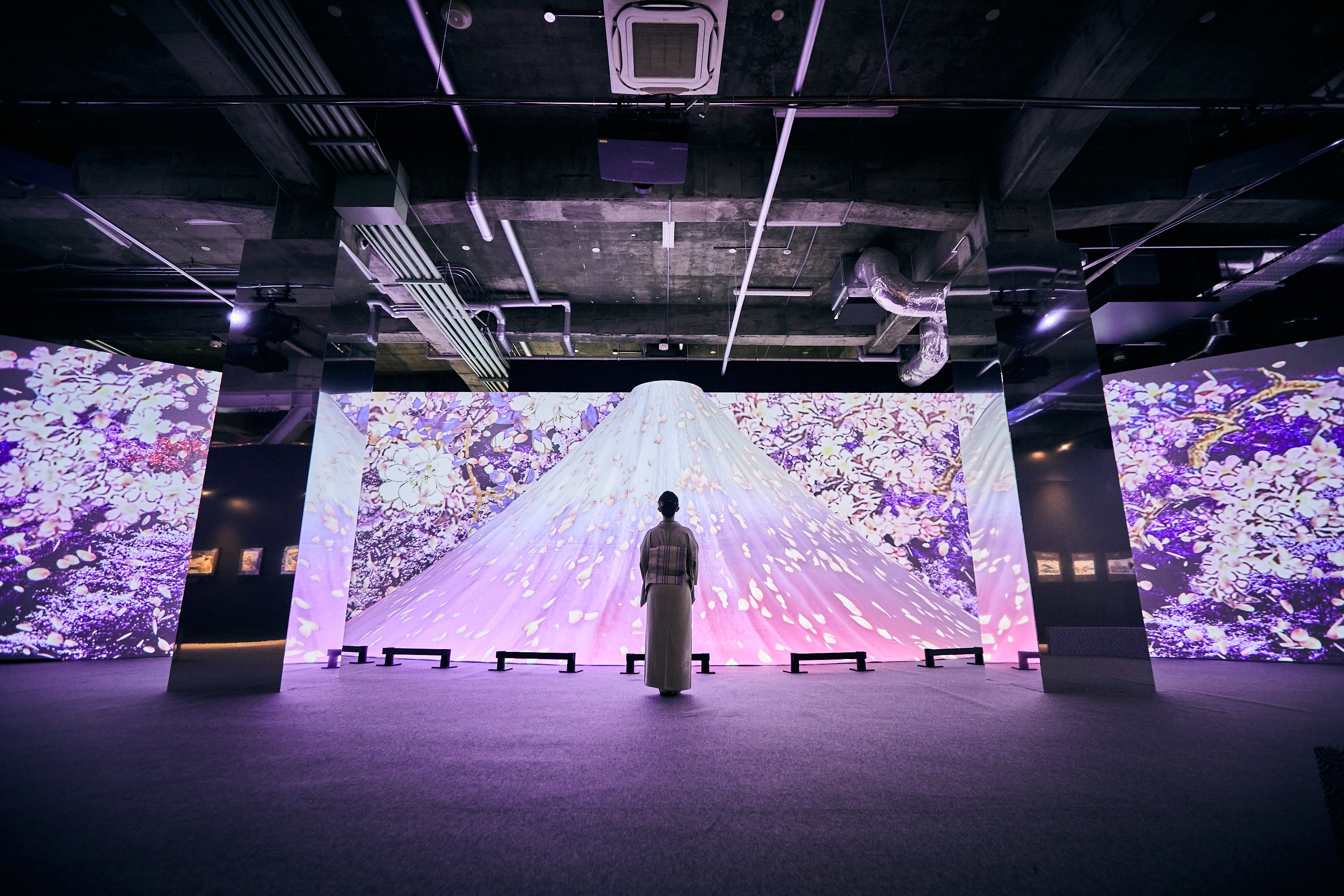 Moving Ukiyo-e Exhibition