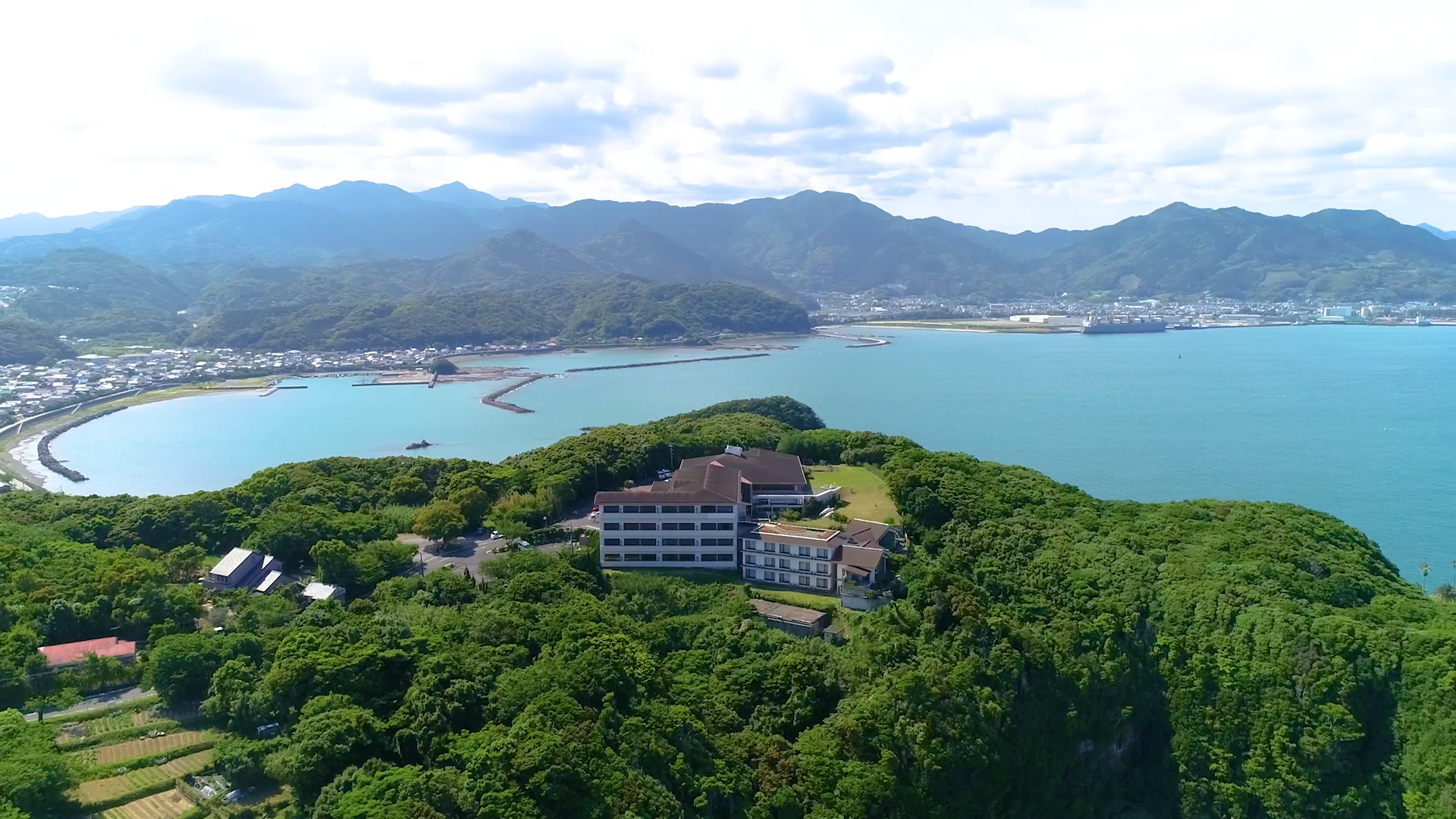 Exterior de Qkamura Nanki Katsuura