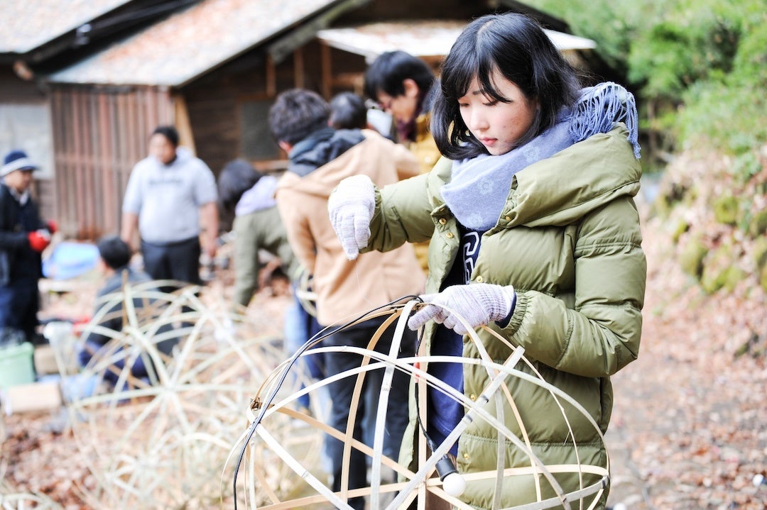 การตัดไม้ไผ่ในภูเขา