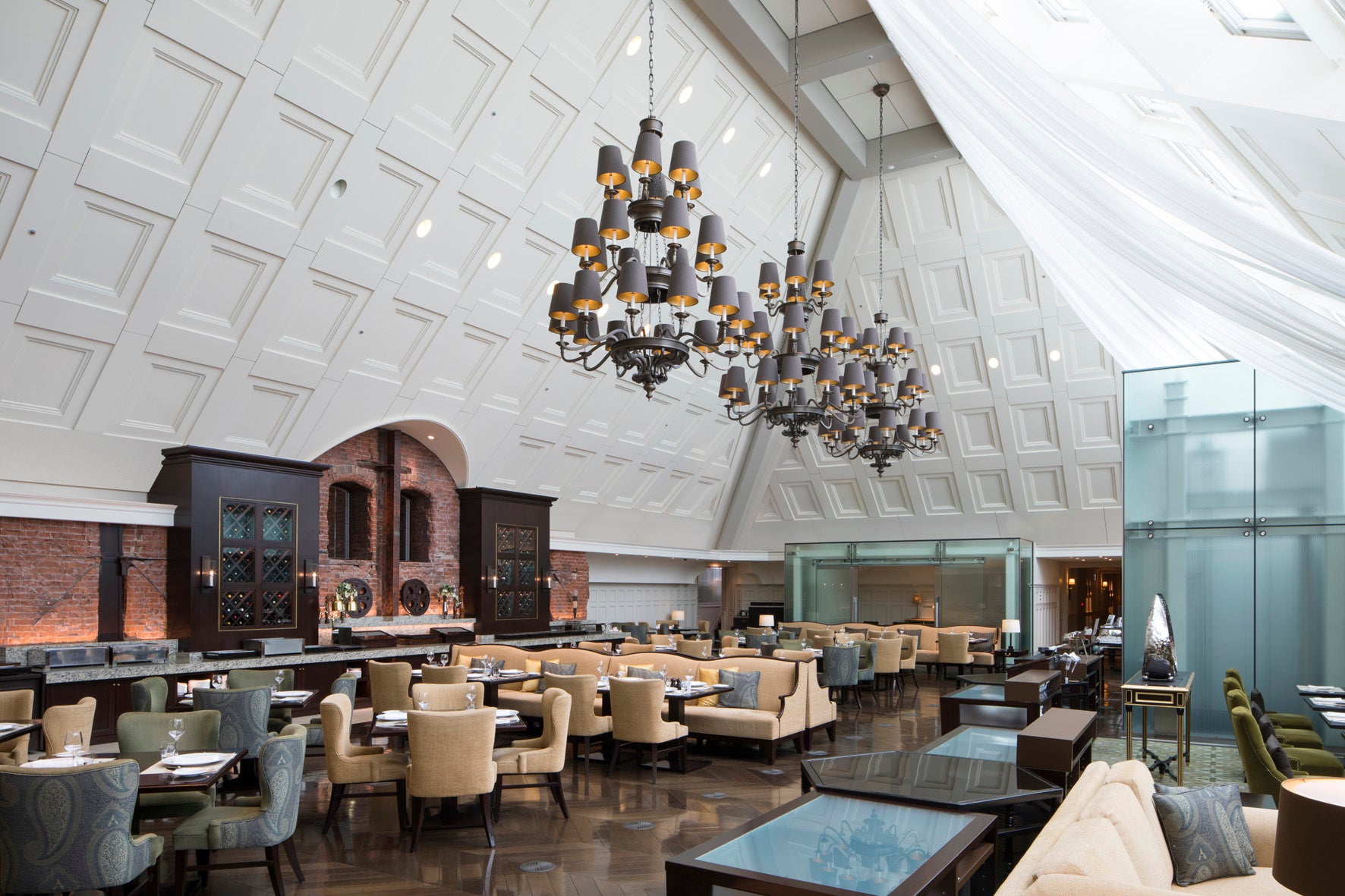 Atrium breakfast buffet