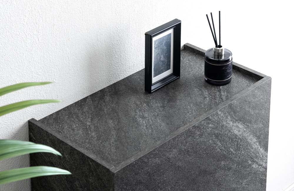 Top panel can be used as a display shelf