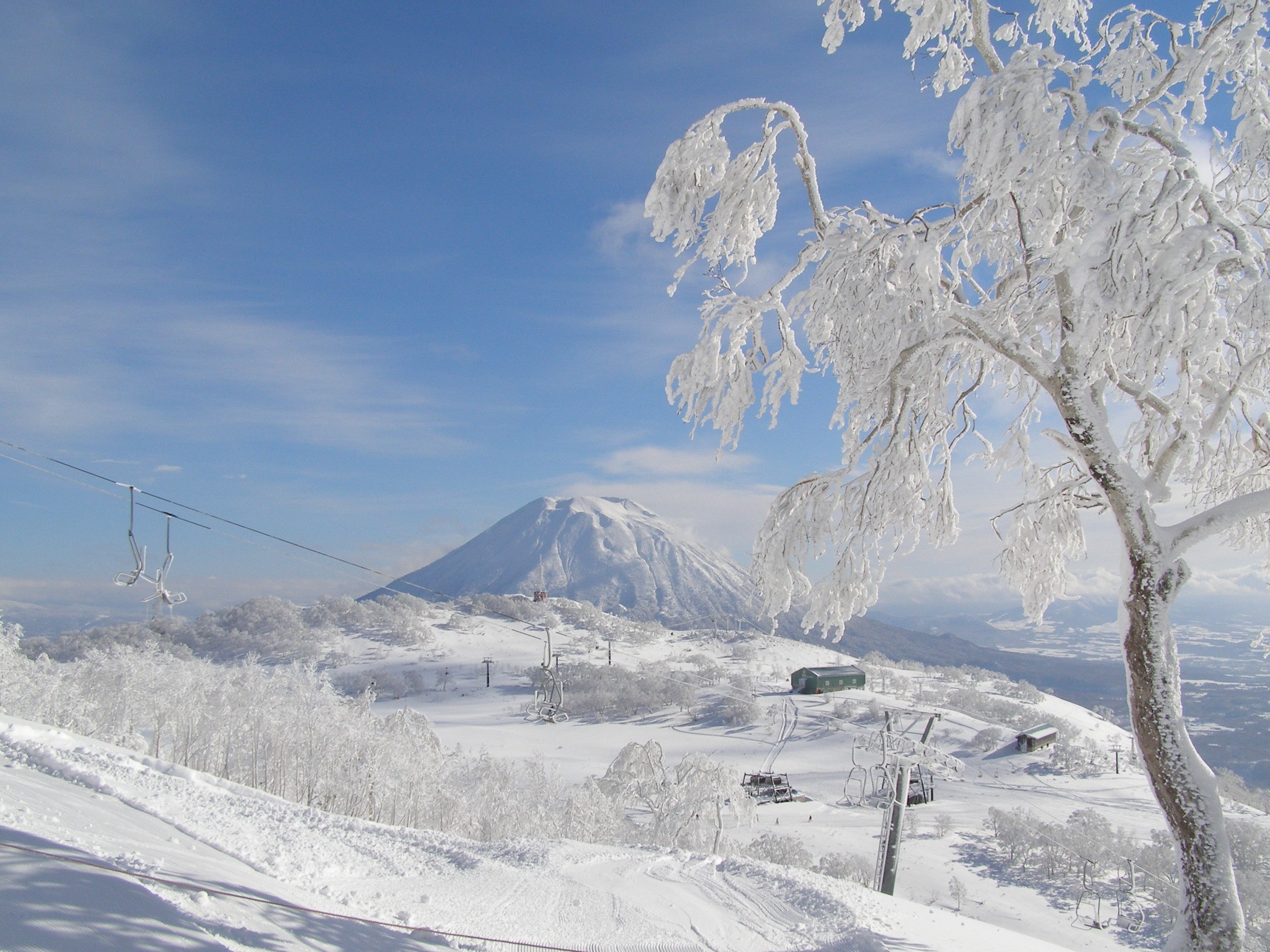 Adjacent to Niseko Annupuri International Ski Resort