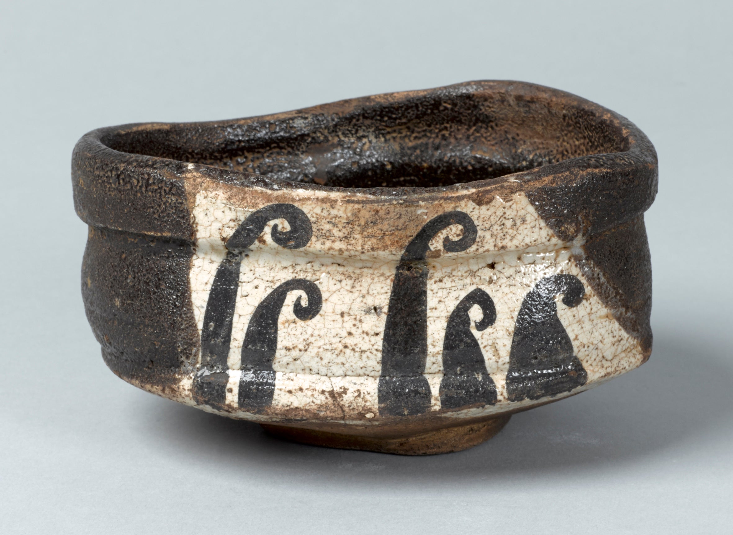 Kuro-Oribe Tea Bowl with Wave Design