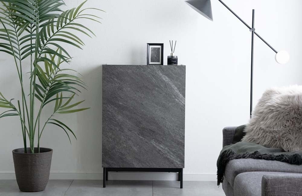 Stone Black color installation image