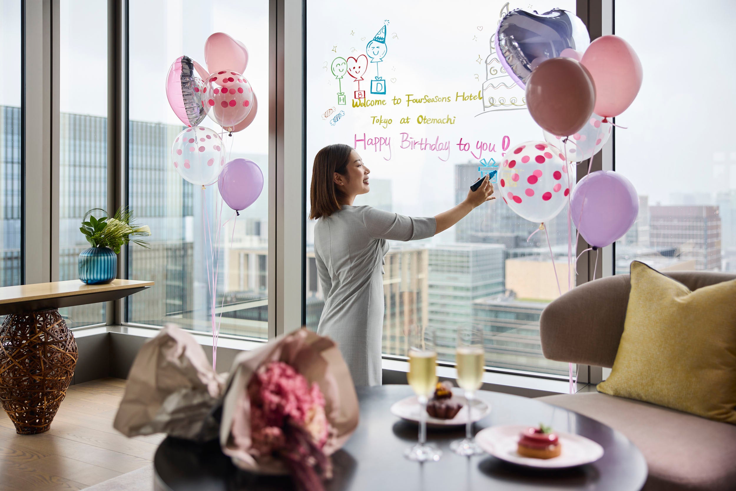 Rose petals decoration