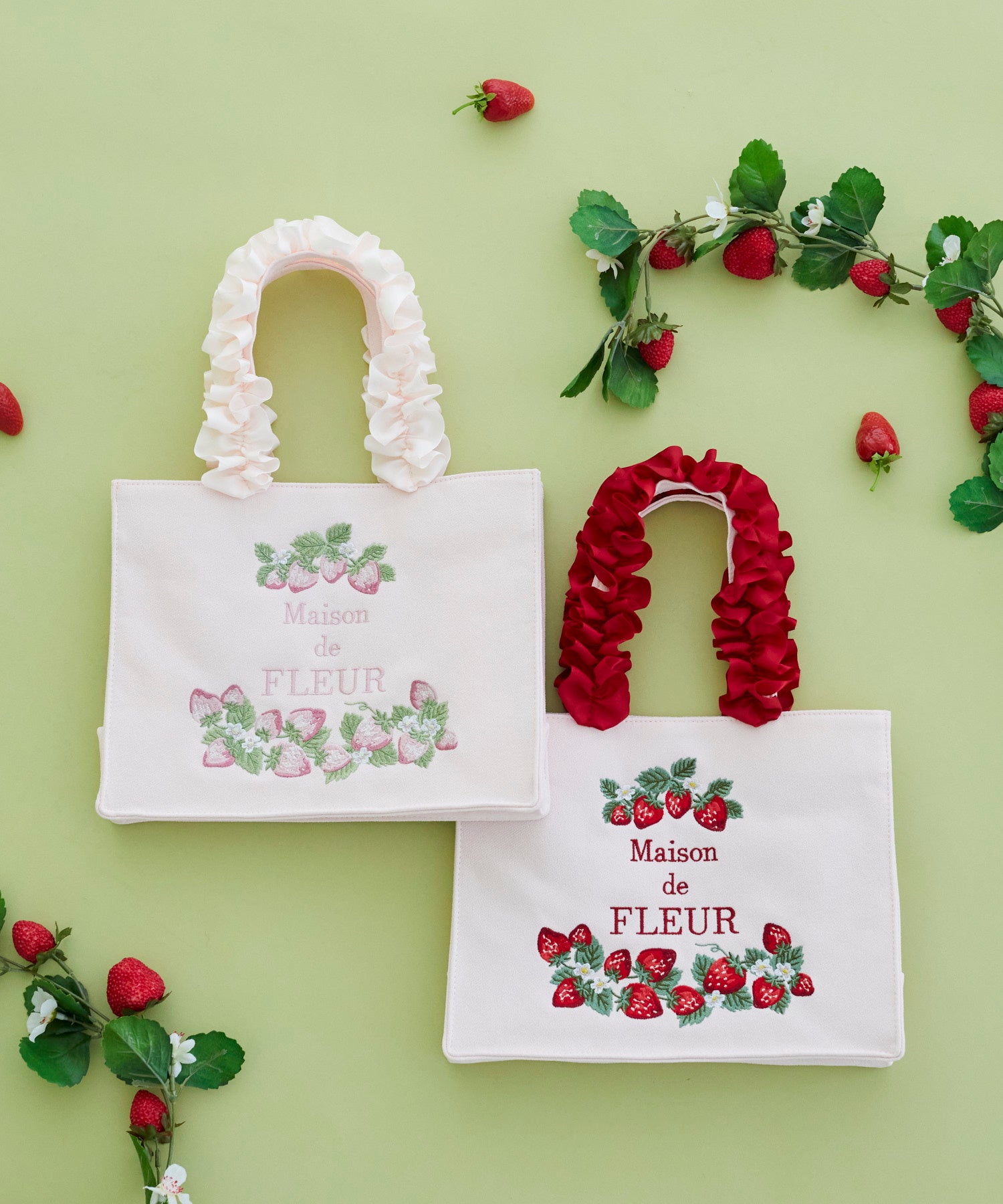 Strawberry Frill Handle Square Tote Bag