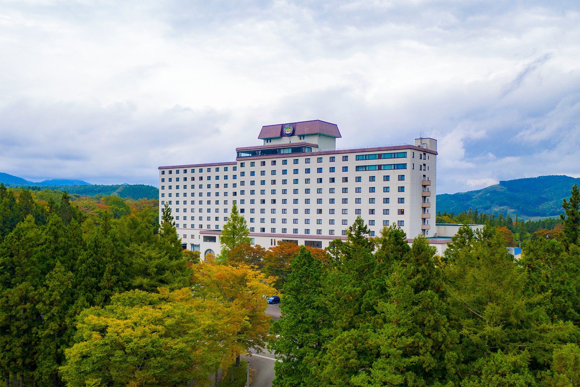 Highland resort hotel overlooking the Zao mountain range