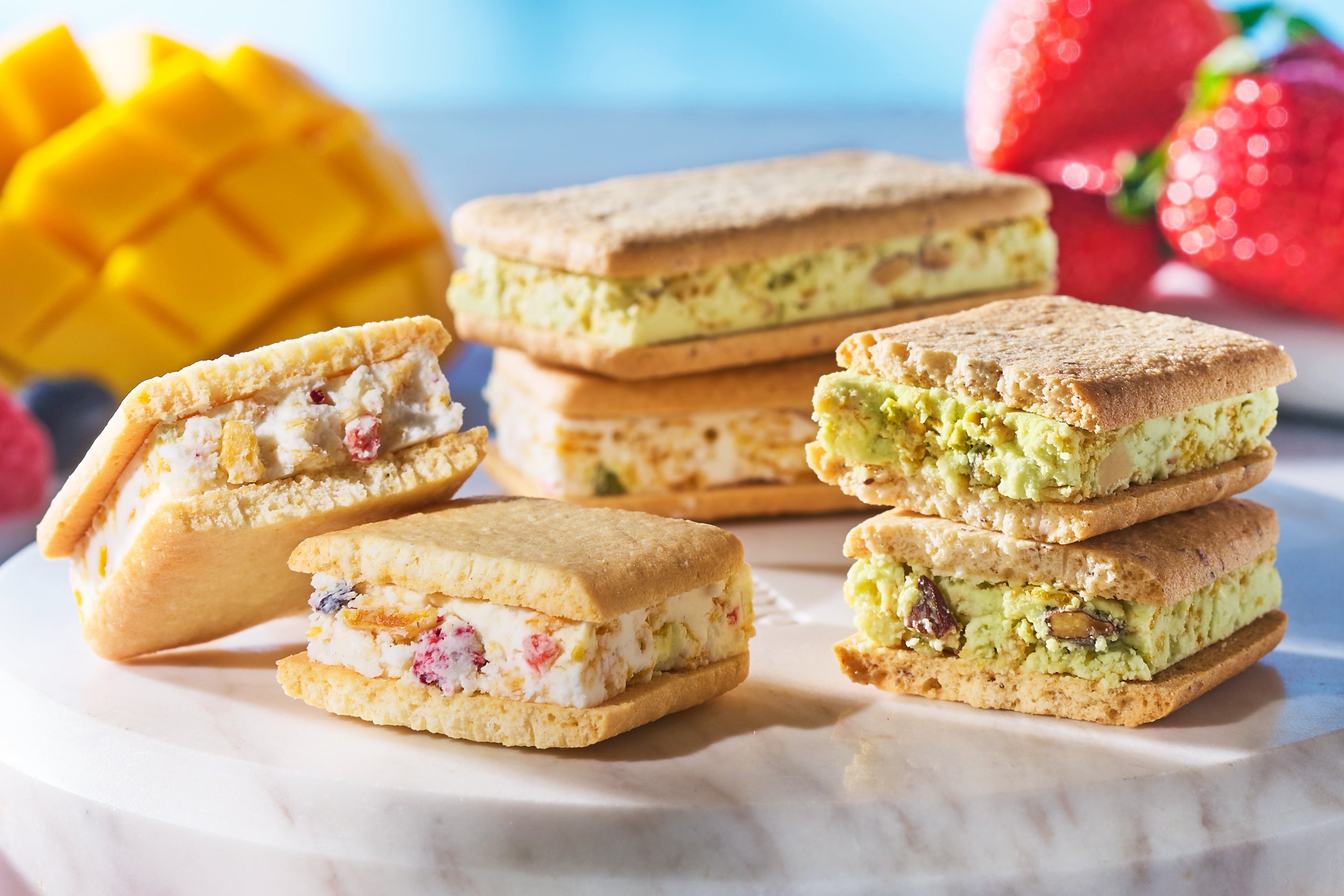 FRANCAIS Brings Back Its Popular Limited-Edition Fruit Sand