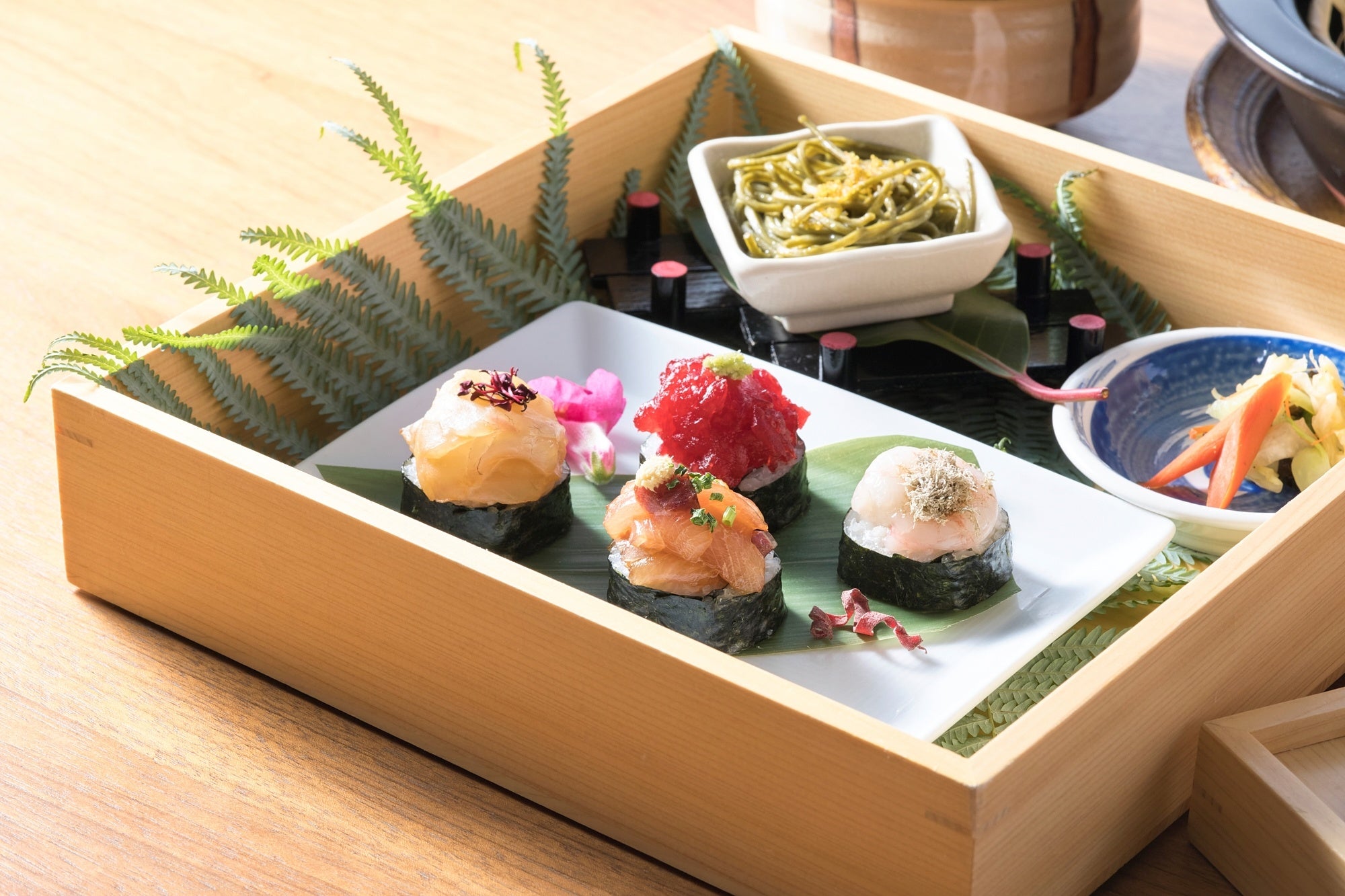 视觉上令人惊叹的迷你法式寿司