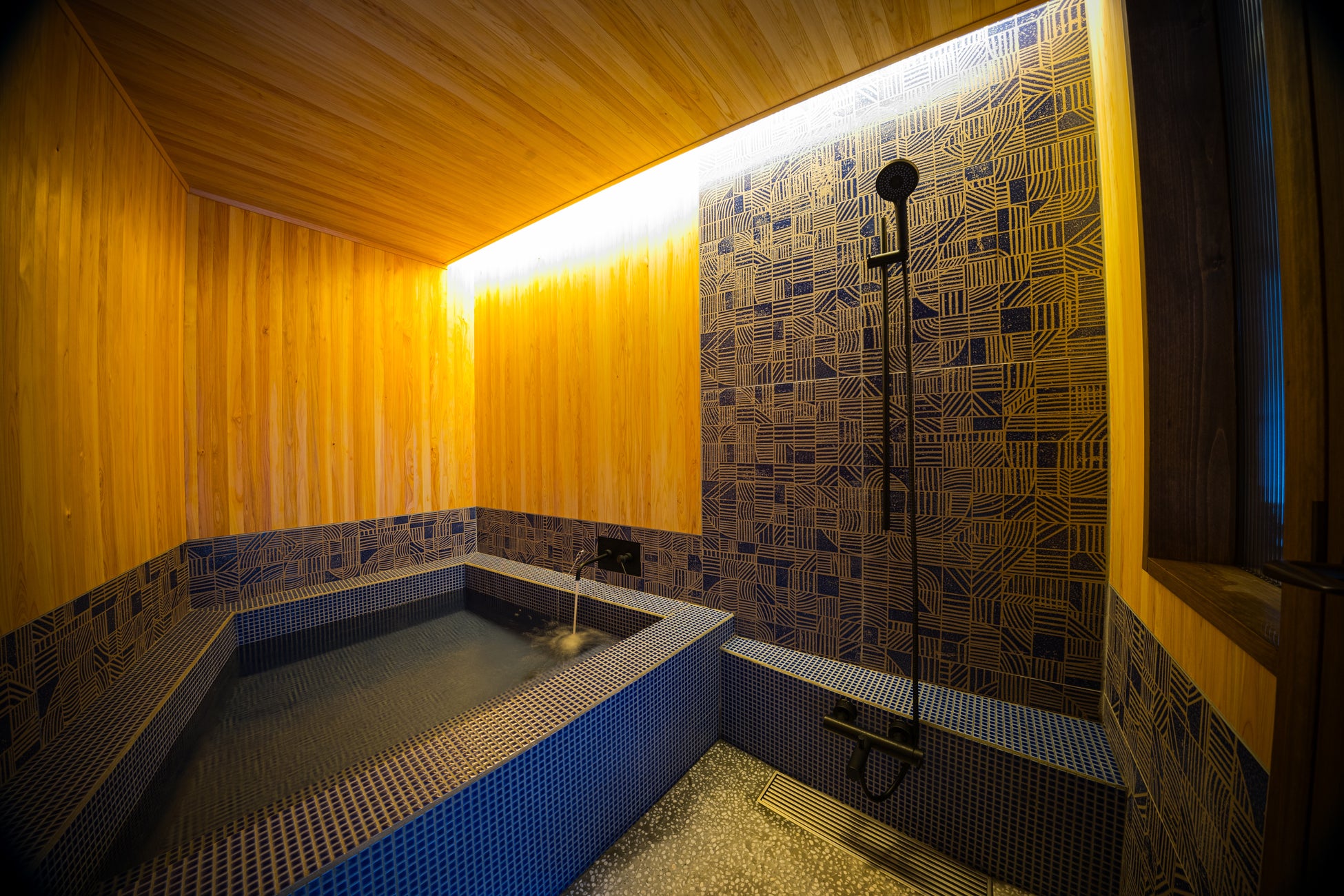 Kumamoto Bettei beams