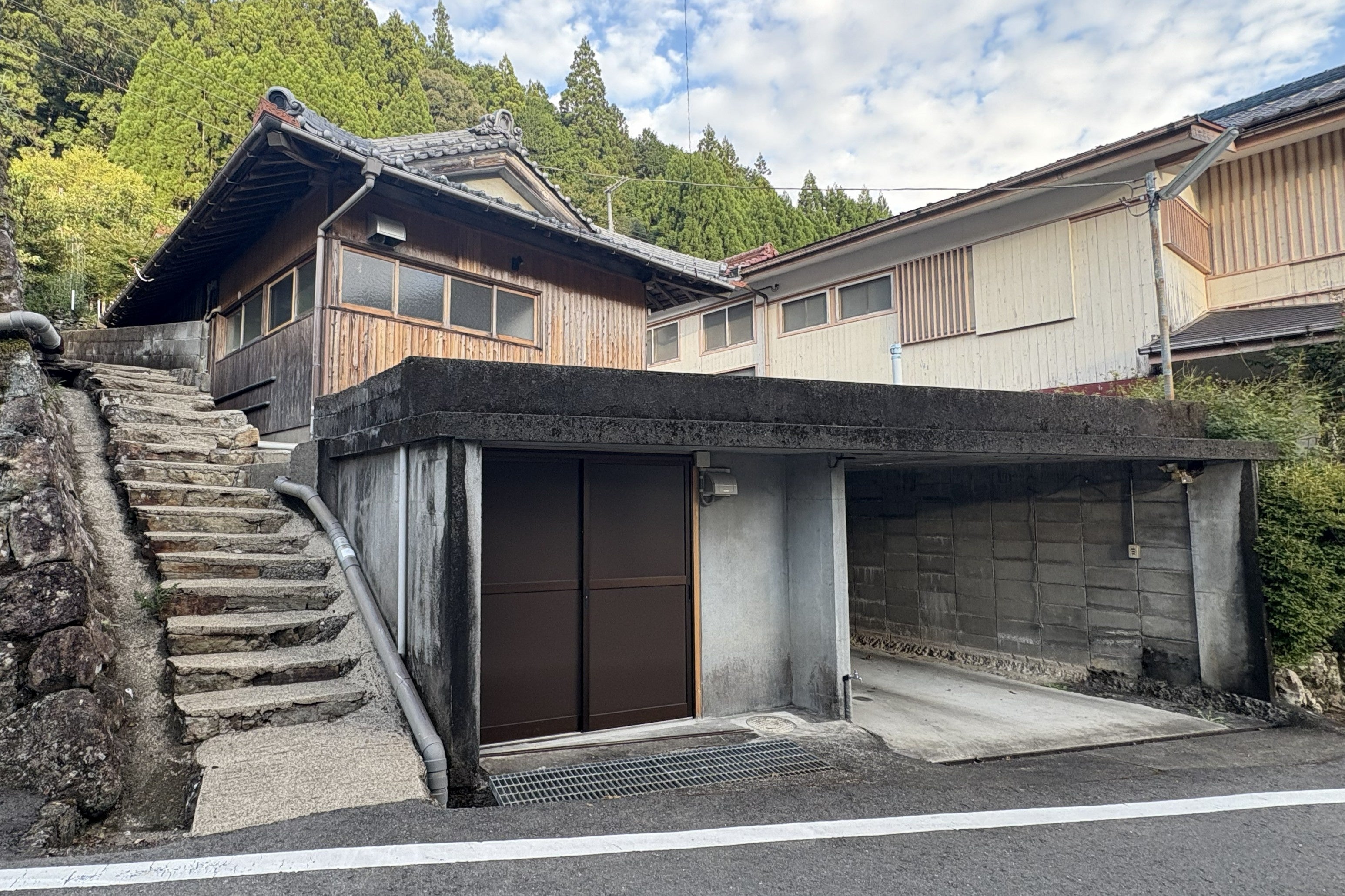 SEN.HAVEN SAKURAI exterior