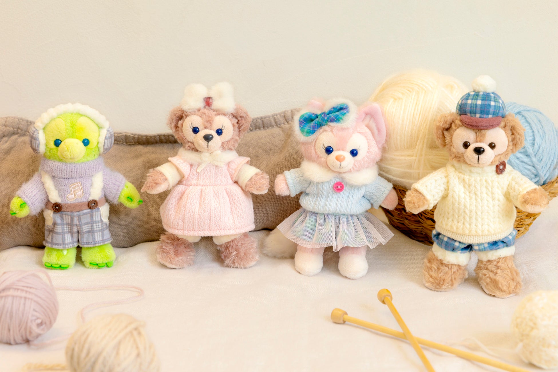 Duffy and Friends Winter Program Goods and Food Souvenirs Debut at