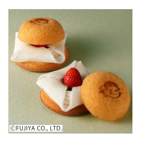 Pecoricious Peko-chan's Cheek Premium Strawberry Daifuku Style ¥420 each