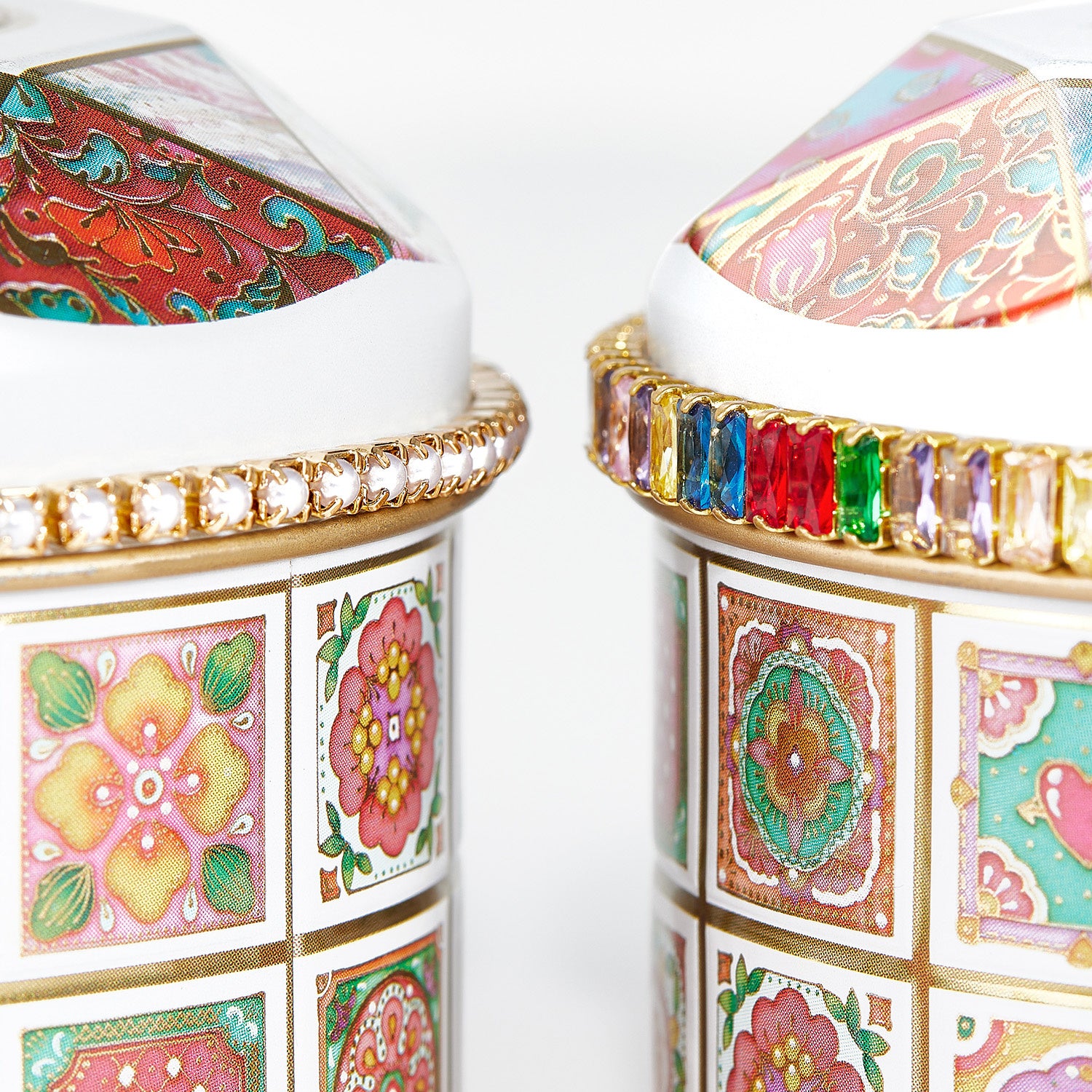 Can with decorative chain