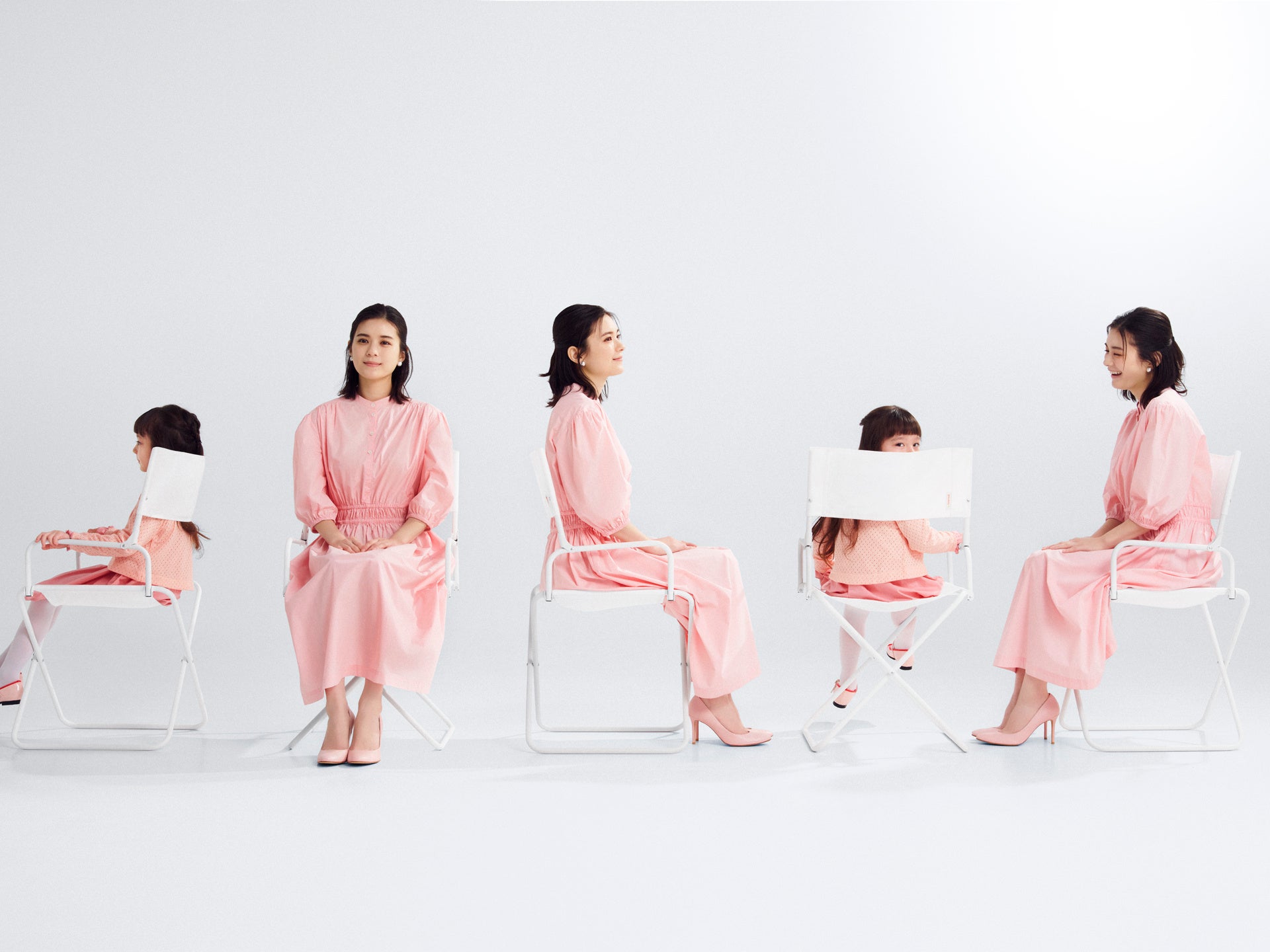 CEREMONY folding chair in indoor setting