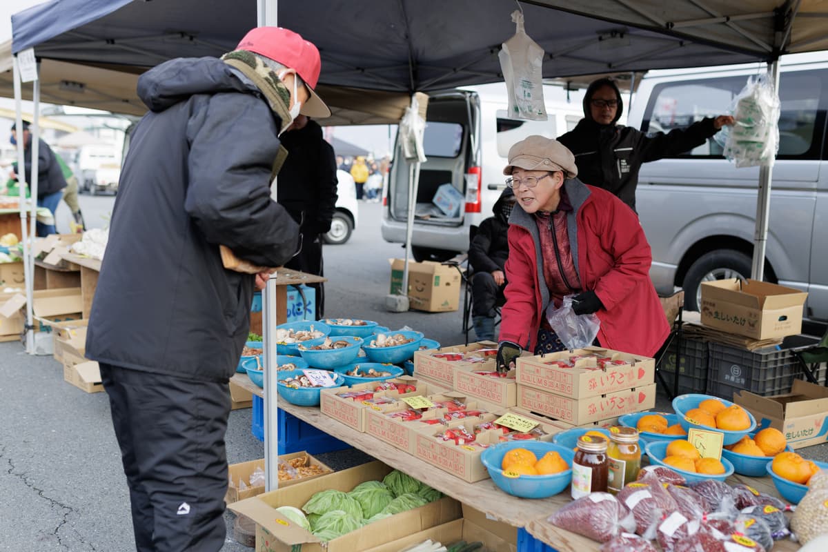 Descubre el Hachinohe más secreto con una fotógrafa local: mercado matutino de Tatehana Wharf y paseo costero - Image 2