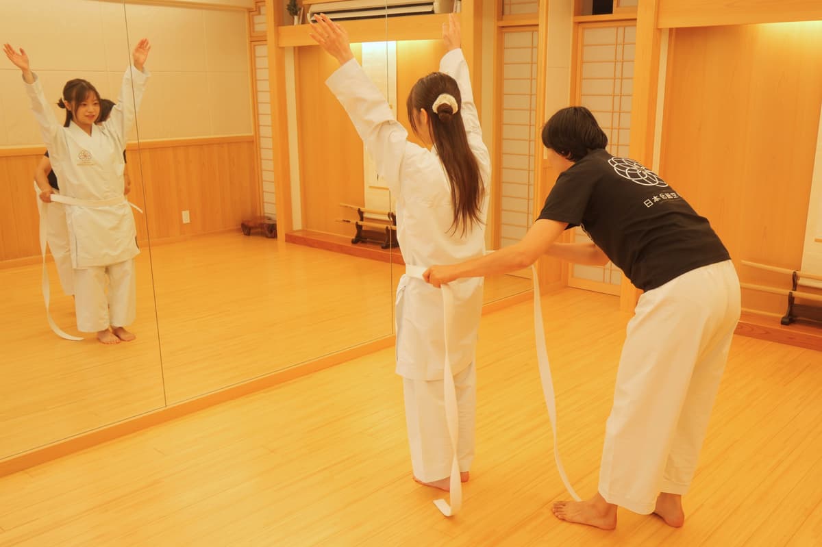 Authentic Karate Experience in Akasaka with Expert Instructors - Image 7