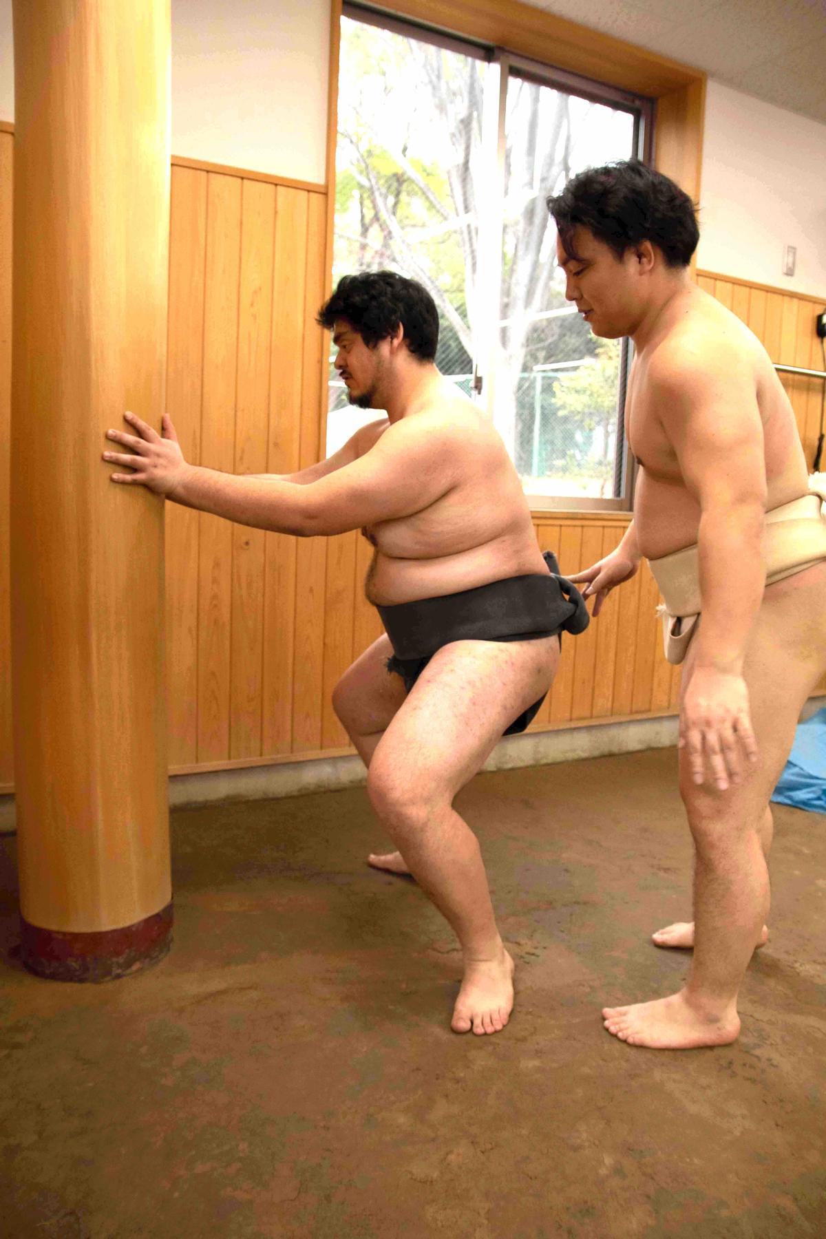 東京正宗相撲訓練體驗：由冠軍教練 Takeshi Amitani 親自指導 - Image 4