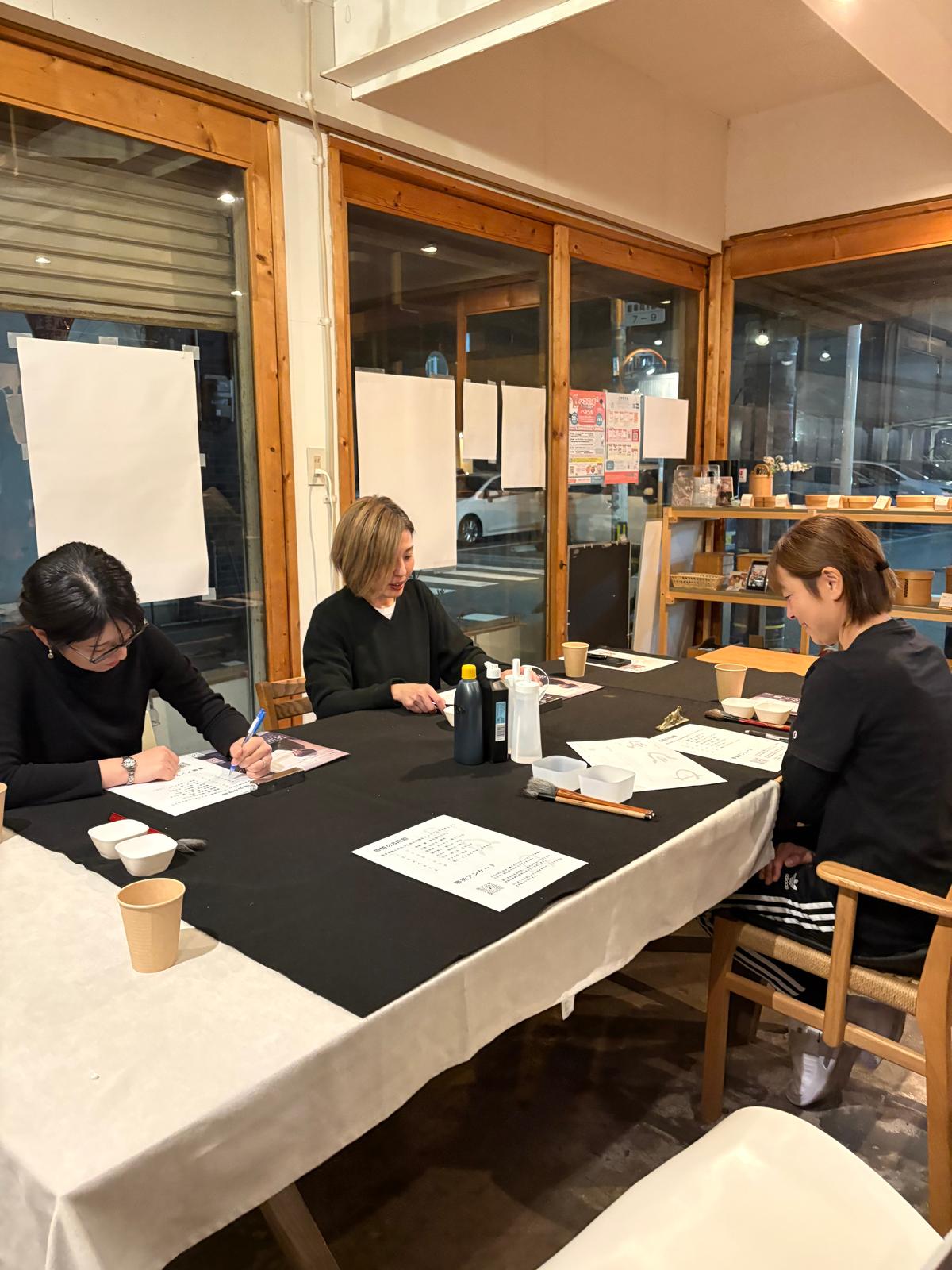 Private Sumi Art Experience with a Japanese Calligraphy Artist – Name Art, Performance & Meditation - Image 6