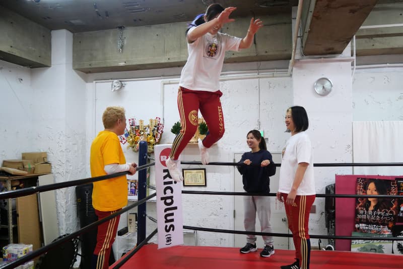 Pro Wrestling Experience at LLPW-X Dojo Led by Top Wrestler Shinobu Kandori - Image 2
