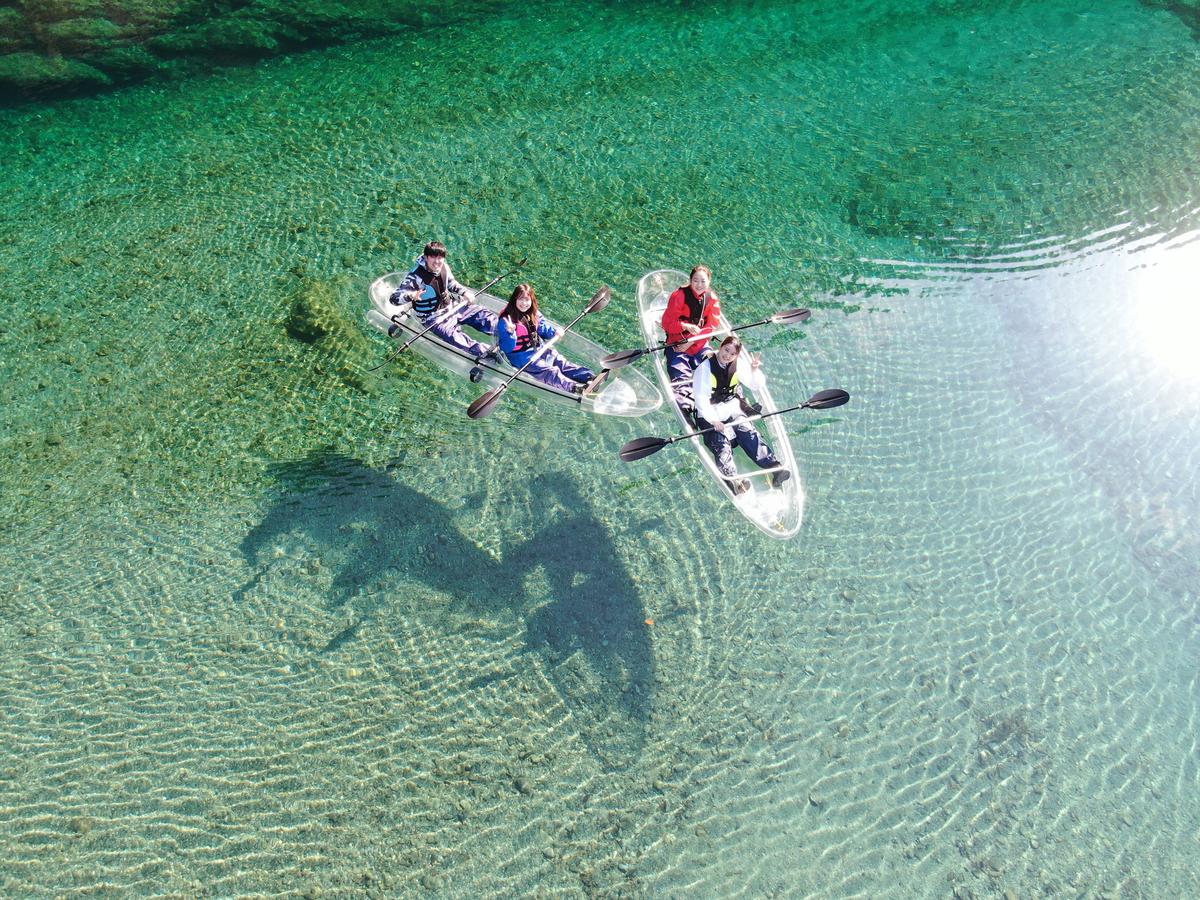 Crystal Kayak Experience on the Niyodo River – Paddle Through Japan's Clearest Water in Kochi - Image 4