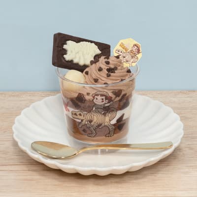 不二家西点店推出与万代联名的甜点——角色挖掘恐龙巧克力合作款