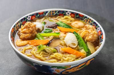 Hakone Hotel Kowakien Menghadirkan Kembali Ramen Kowakien dan Katayakisoba Kowakien Klasik untuk Menu A La Carte