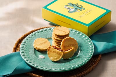SALTRA Launches 16-Piece Caramel Sand Cookies Box at Osaka's Hanshin Umeda Main Store