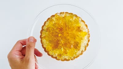 Disfruta de las piedras de nacimiento de noviembre, el topacio y el citrino: una tarta helada con aspecto de gema y dulces Kohakuto salen a la venta el 23 de octubre en cantidades limitadas
