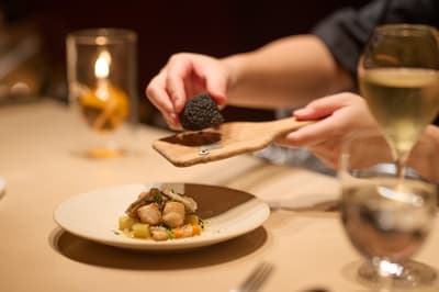 STORIARE in Tokyo's Otemachi and Kanda Marks Its First Anniversary with a New Autumn Course Starting with Dashi