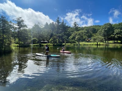 Komadenoike Campground Offers a Solo Kayak Experience on Its Cool Nagano Highland Pond
