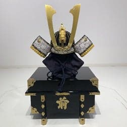 池袋大都会酒店举办“南国宝库：鹿儿岛展”，提供武士头盔试戴体验