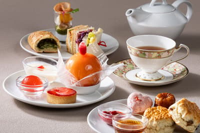 Mito Plaza Hotel's Peach Afternoon Tea Set Arrives for Summer