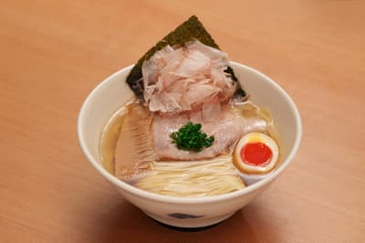 京都的“面屋 猪一”将于2026年夏季在神乐坂开设首家东京分店