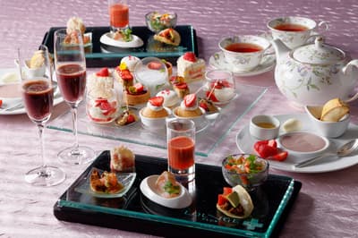 Osaka Marriott Miyako Hotel Introduces Summer Strawberry Afternoon Tea with Superfoods