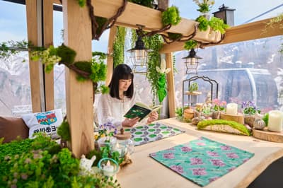 Tanigawadake Joch's "Botanical Gondola" Brings a Flying Alpine Garden to Life This Spring