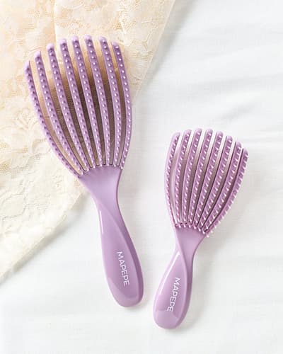 Mapepe Meluncurkan Finger Flex Brush Mini, Versi Ringkas dari Sikat Perawatan Kulit Kepala Populer Mereka