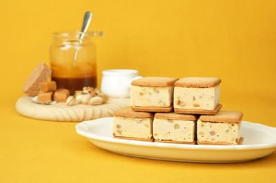 全新 CASSATA 焦糖夾心餅乾上市，濃郁焦糖風味，不含水果
