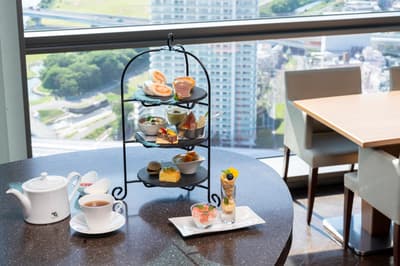 Futakotamagawa Excel Hotel Tokyu เปิดตัวชุดน้ำชายามบ่ายต้อนรับฤดูร้อน พร้อมชมวิวพาโนรามาที่ความสูง 130 เมตร