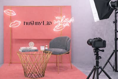 up2me hugmyLip活動於今年二月在原宿提供髮型、化妝及攝影體驗