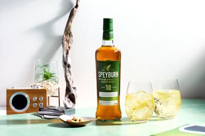 Speyburn Merilis Set Hadiah Gelas Hari Ayah dengan Single Malt 10 Tahun