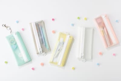 半透明 SHEERLY PENCASE 將於 2026 年 1 月下旬推出，色彩清新如雪酪