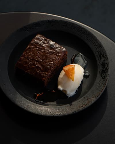 BOOK AND BED TOKYO SHINJUKU 推出冬季限定巧克力布朗尼