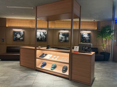 New Embroidery and Mending Shop PATCH&PLAY Opens in the Lobby of Tokyu Stay Shinjuku