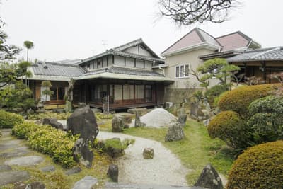 國家指定名勝西山庭園內的歷史悠久獨立建築恢復昔日輝煌