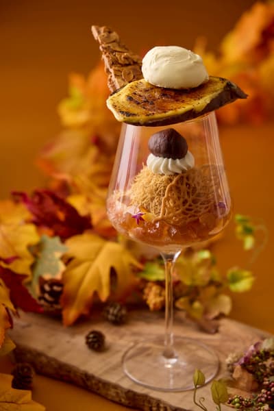 "Autumn Temptation Parfait" di RIHGA Royal Hotel Kyoto Padukan Ubi Jalar Bakar Brûlée dengan Kastanye, Ara, dan Labu